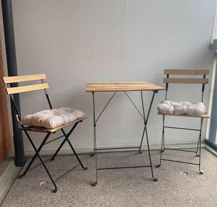 Parvekkeellinen Moderni Asunto Appartement